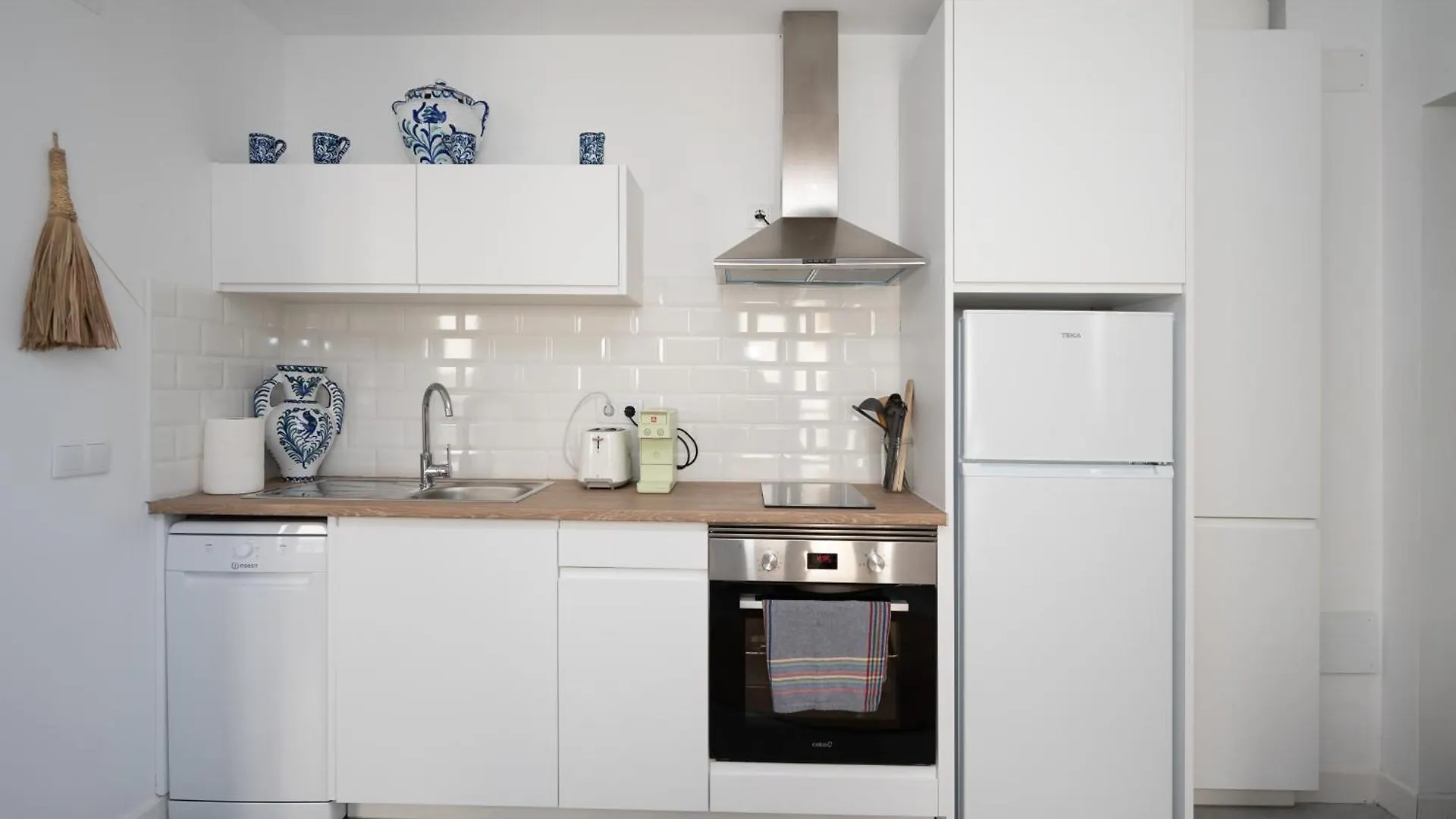 Lovely House In Peaceful Courtyard Benalmadena Apartment