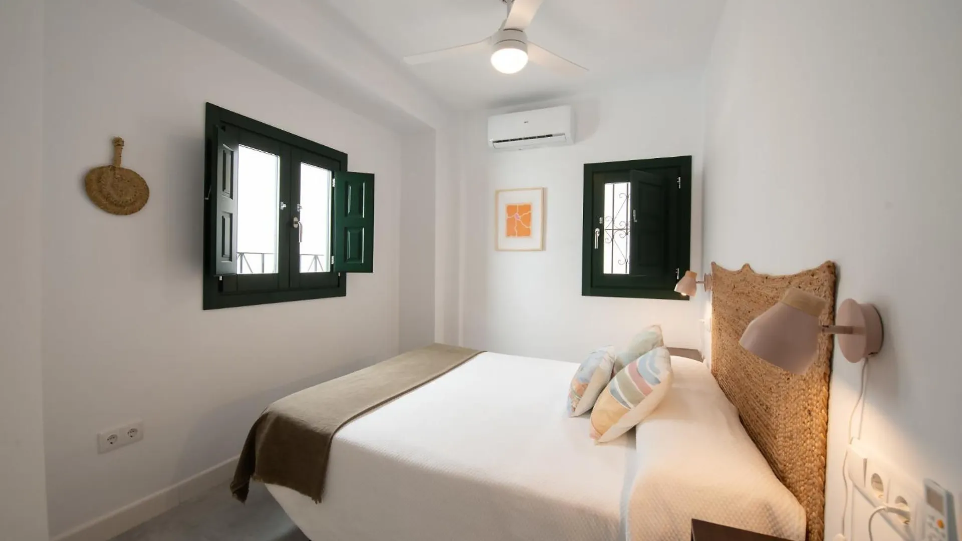 Lovely House In Peaceful Courtyard Benalmadena Apartment