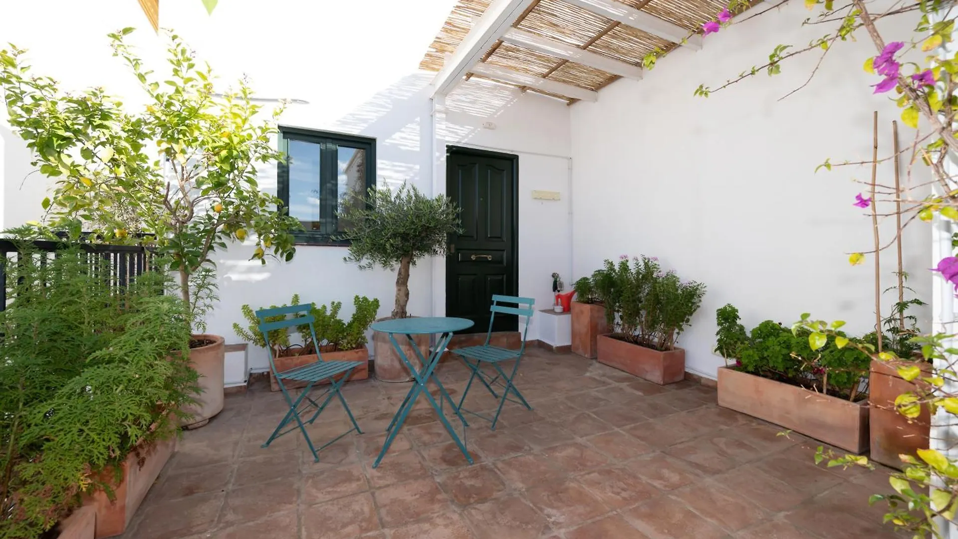 Apartment Lovely House In Peaceful Courtyard Benalmadena Spain