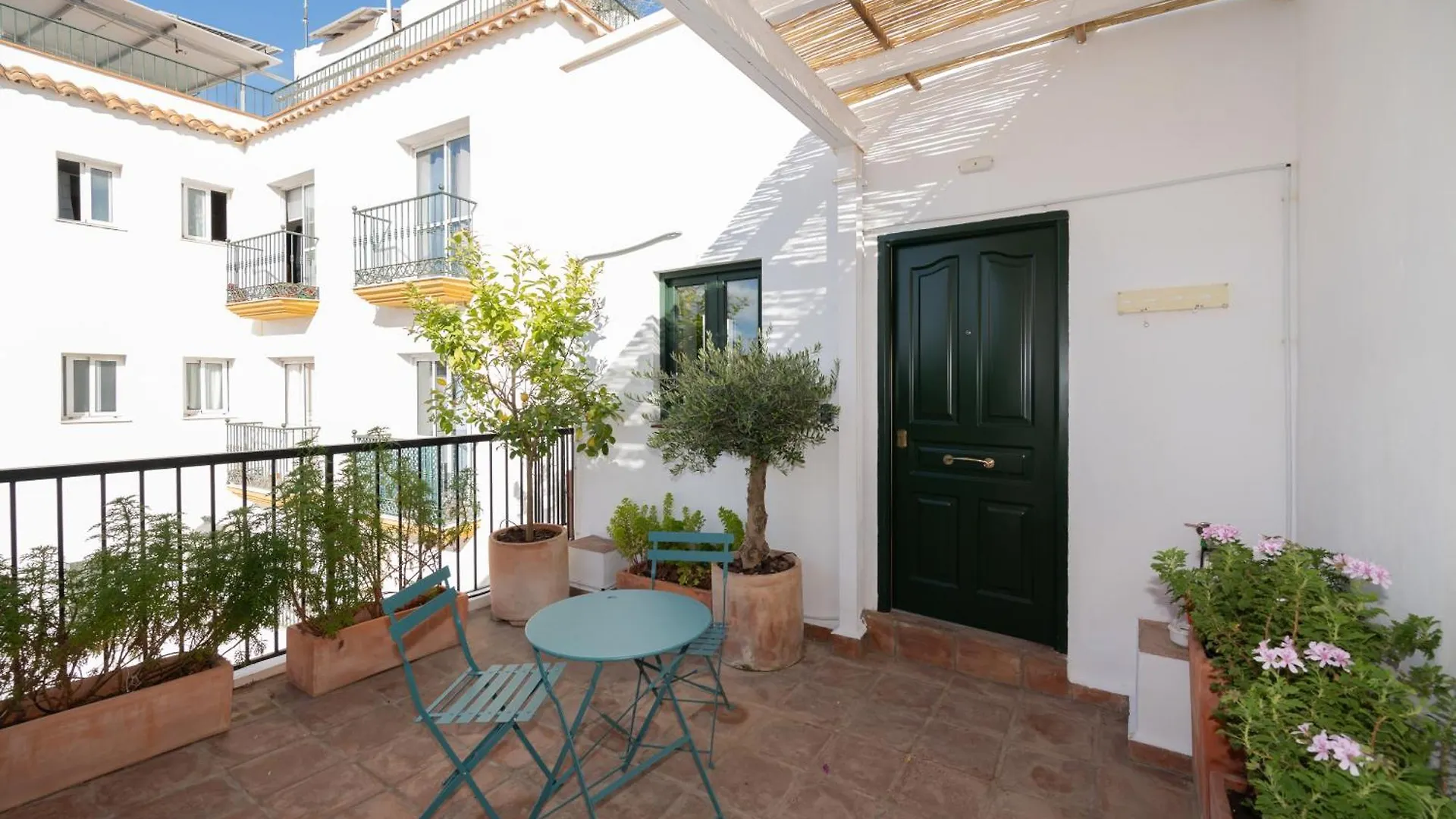 Apartment Lovely House In Peaceful Courtyard Benalmadena